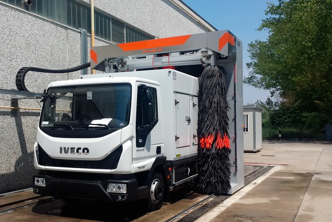 автоматическая мойка микроавтобусов и мини грузовиков PULSE 1W